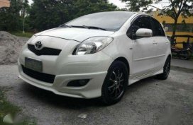 Toyota Yaris 2010 AT