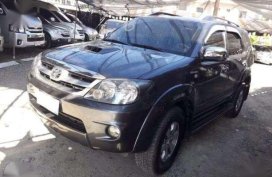 Toyota Fortuner V 4x4 for sale 