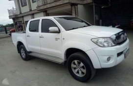 2010 Toyota Hilux G good as new for sale 