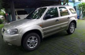 Ford Escape 2005 2.3 XLS Silver For Sale 