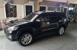 Toyota Fortuner G 2013 4x2 AT Diesel Black for sale 