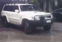 Mitsubishi Pajero Shogun 2000 AT White For Sale 