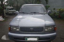 1998 Model Toyota Revo GLX Manual