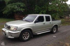 2002 Nissan Frontier 4x2 Silver for sale 