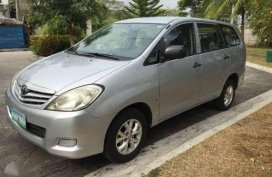 2010 TOYOTA Innova E for sale 