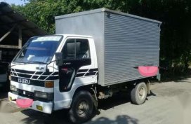 Isuzu Elf 10ft Clouse Van 1997 MT White For Sale 