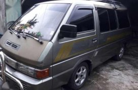 Nissan Vanette 1996 MT Van Gray For Sale 