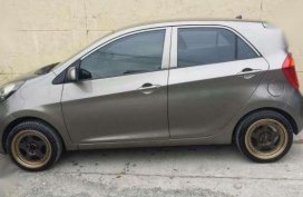 Kia Picanto 2012 Manual Gray For Sale 
