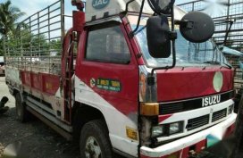 Isuzu elf forward