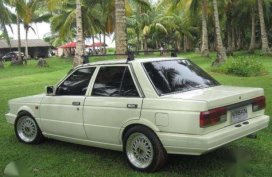 Nissan Sentra Boxtype 1989 MT White For Sale 