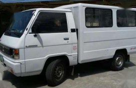 Intact Inside Mitsubshi L300 Fb Deluxe 2009 MT For Sale