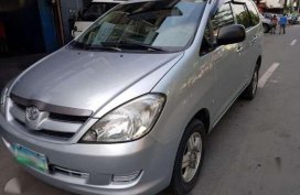 Toyota Innova E 2007 MT Silver For Sale 