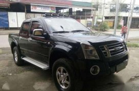 Isuzu Dmax 3.0 CRDi 4x2 AT Black For Sale 