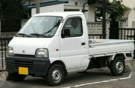 4X4 - Aircon - 5 speed - 12 valve- Buyer First Owner