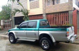 strada 4x4 2001