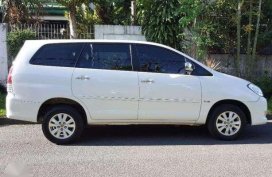 Toyota Innova G Diesel Automatic Transmission Pearl White