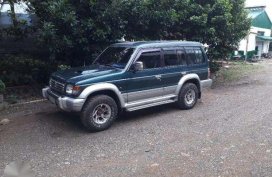 Mitsubishi Pajero (2004 commercial model)