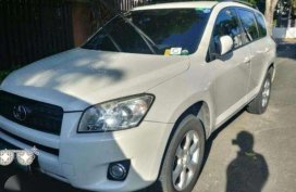 2010 Toyota RAV4 4x2 AT White For Sale 