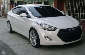 Like New Condition Hyundai Elantra 2011 MT For Sale