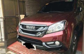 Almost Brand New 2017 Isuzu Mu-X AT Limited Edition For Sale