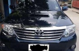 Toyota Fortuner 2014 V diesel for sale 