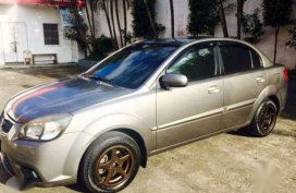 Kia Rio 2010 silver for sale 