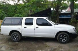 Fresh Nissan Frontier 2000 MT White For Sale 