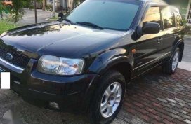 For sale BLACK 2005 Ford Escape automatic