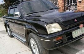 For sale Mitsubishi Endeavor 2001 model 