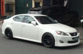 Lexus Is 300 2009 model for sale 