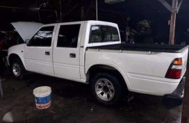 Isuzu Fuego 2000 year model for sale 