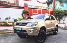 Very Well Kept Toyota Fortuner 2006 V For Sale