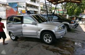Suzuki Vitara 2000 AT Silver SUV For Sale 
