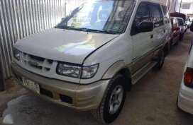 2004 Isuzu Crosswind XTRM MT White For Sale 