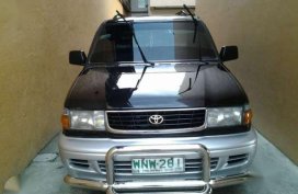 Toyota Revo 2000 LVX L.E AT Black For Sale 
