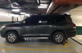 Toyota Land Cruiser 2009 AT Gray SUV For Sale 