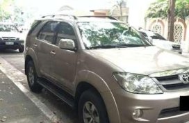Fully Loaded 2005 Toyota Fortuner G 4X2 AT Gas For Sale
