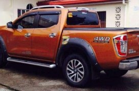 Nissan Navara NP300 VL 2.5 4x4 MT Orange For Sale 