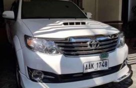 Toyota Fortuner G 2014 MT 4x2 2.5 MT White For Sale 