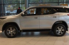 2017 Toyota Fortuner Gasoline Automatic for sale 