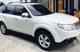 Subaru Forester 2012 2.0 AT White For Sale 