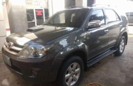 Very Well Kept Toyota Fortuner AT 4x4 V 2008 For Sale
