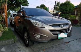 Hyundai Tucson 2011 Gls Theta II AT Brown For Sale 