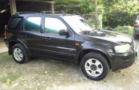 Ford Escape 2005 AT Gray SUV For Sale 