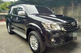 Toyota Hilux G Diesel Black Pickup For Sale 