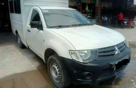 Mitsubishi L200 2012 for sale 