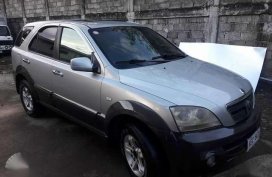 Kia Sorento 2005 silver for sale