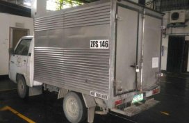 Miitsubishi L300 Alum Van 2006 MT White For Sale 