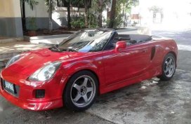 2000 RED Toyota Mrs for sale