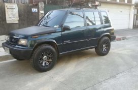For sale Suzuki Vitara 1996 model and Toyota Hilux 4x4 matic